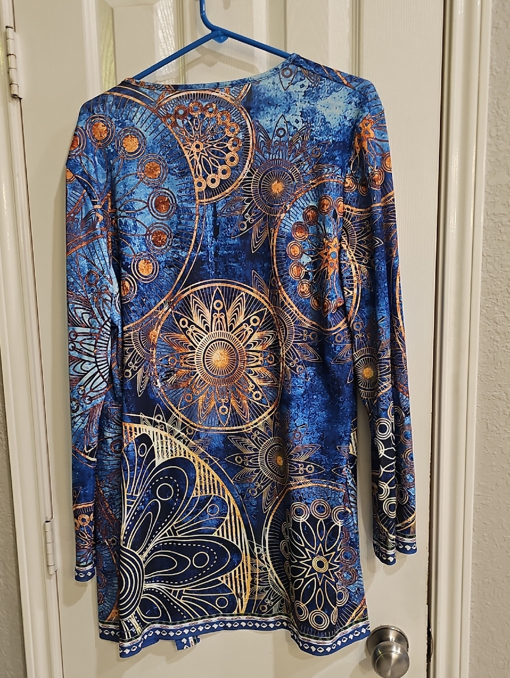 NWT XL Women’s Cream Graphic "Tropical Cafe" Cardigan Whimsical Vibrant Light - Picture 12 of 15